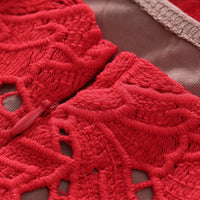 Robe longue en dentelle brodée avec nœuds