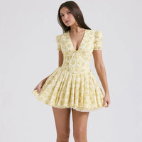 Mini robe corset à manches bouffantes