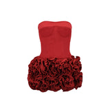 Ensemble bustier et courte jupe ornée de fleurs