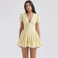 Mini robe corset à manches bouffantes