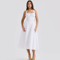 Robe mi-longue évasée, dénudé au dos