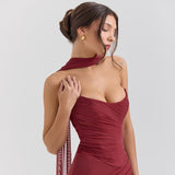 Ensemble haut sans manche avec écharpe et longue jupe